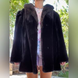 G-4000 Vintage Black Faux Fur Coat
